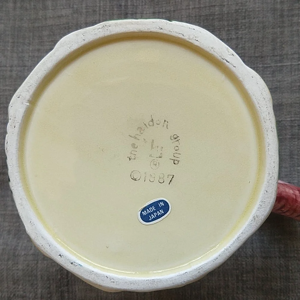 Vintage 80's Kitch Bunny Rabbit Mug Cup Halden Group